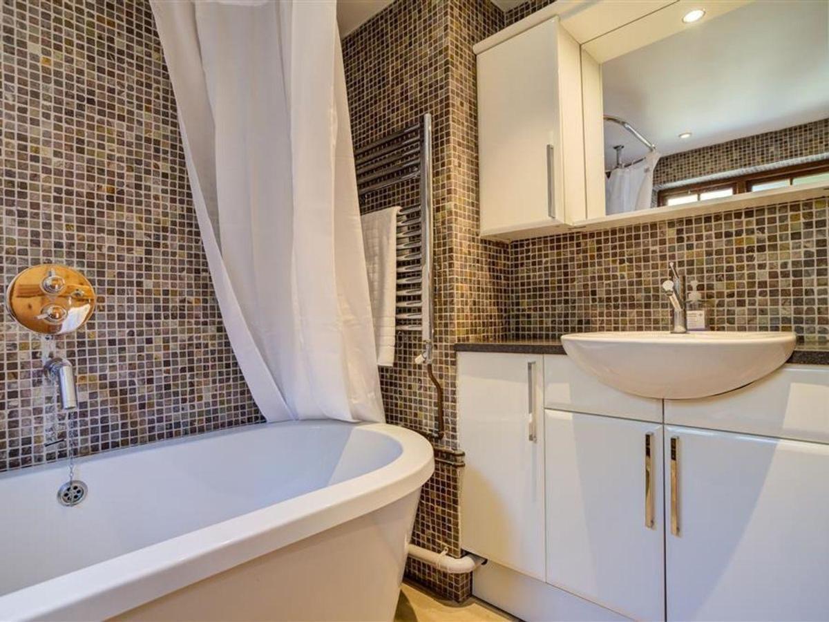 Hollytree Cottage Банбери Экстерьер фото