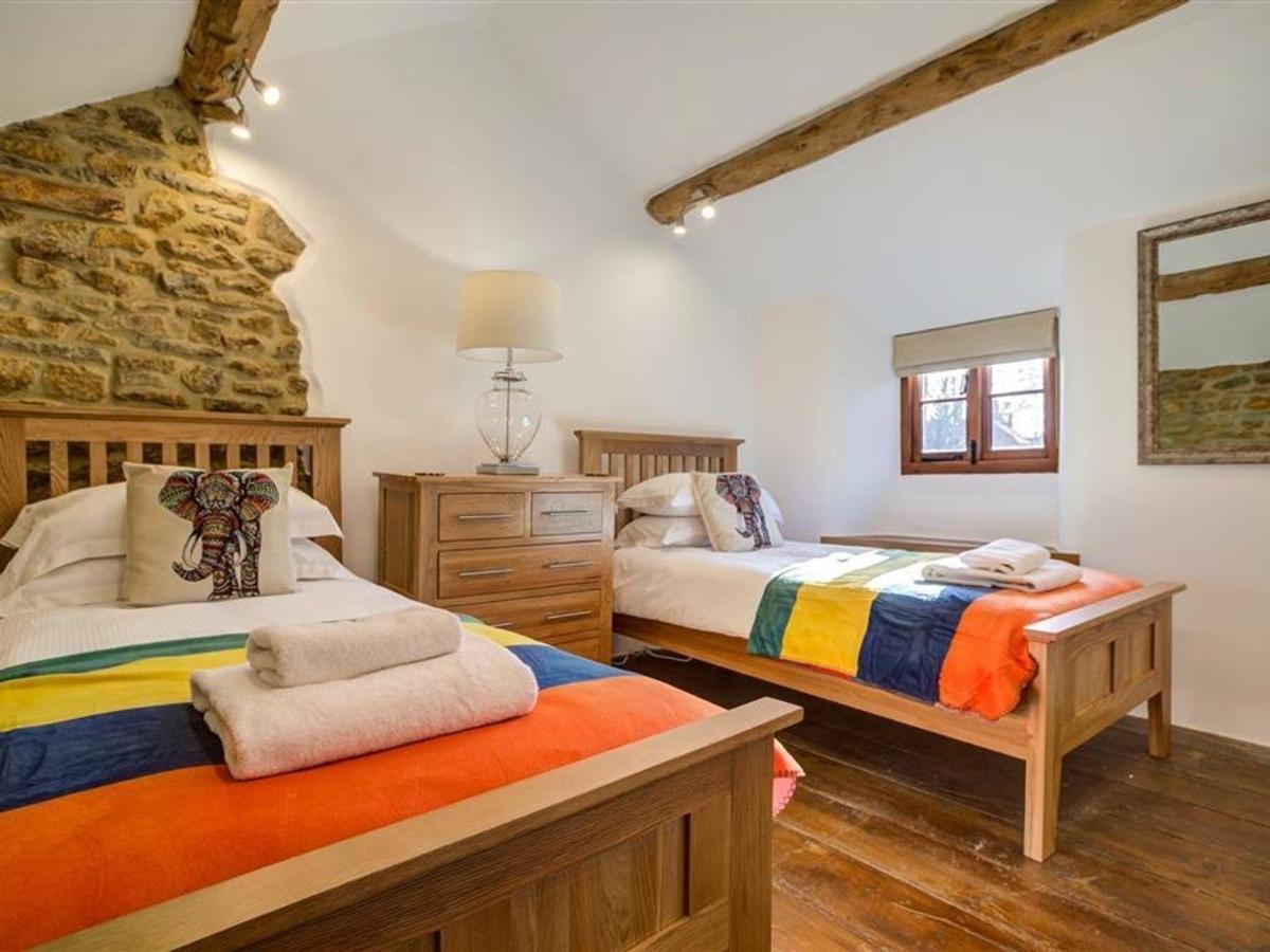 Hollytree Cottage Банбери Экстерьер фото